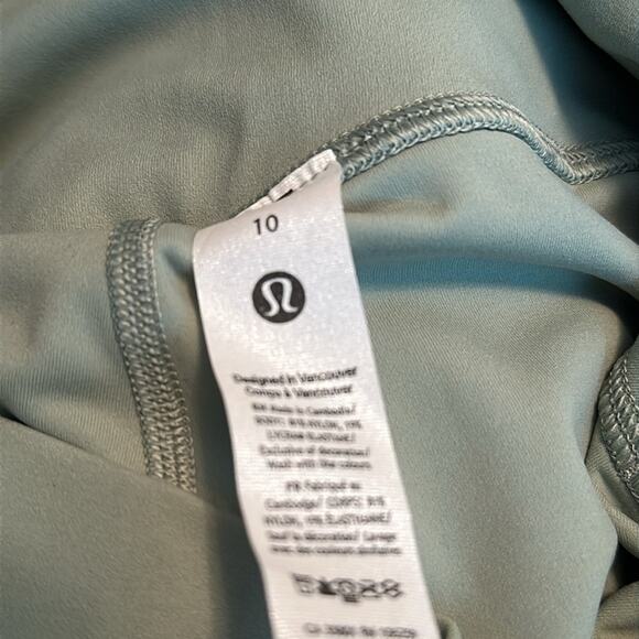 Lululemon athletica size 10 green Align T™ HR
Pant 25" *Pockets nwt - Picture 6 of 6
